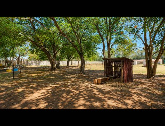 15,434M² SMALLHOLDING FOR SALE IN LEWZENE ESTATE